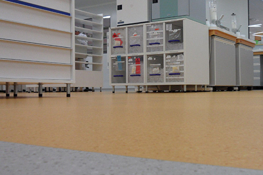 Podłogi laboratorium